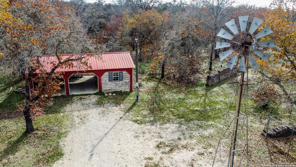 Unit for sale at 133 Country Oak Dr, La Vernia, TX 78121