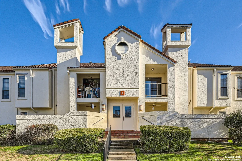 Unit for sale at 2255 Thousand Oaks Dr, San Antonio, TX 78232