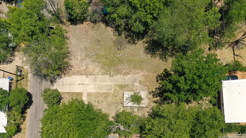 Unit for sale at 1906 Lennon, San Antonio, TX 78223