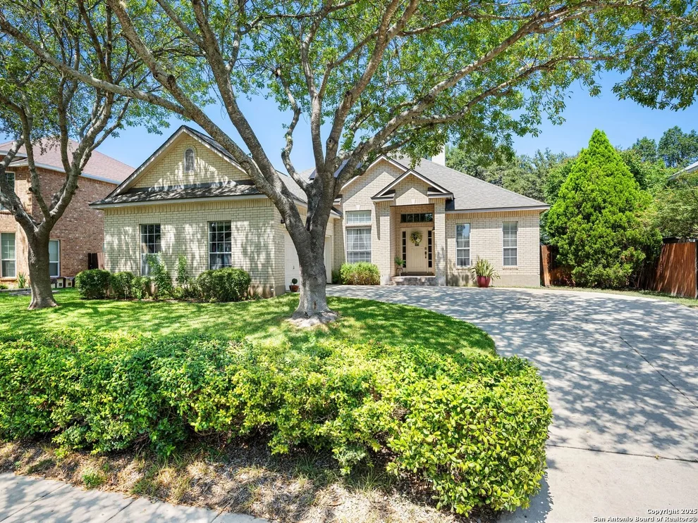Unit for sale at 11519 Windtree, San Antonio, TX 78253