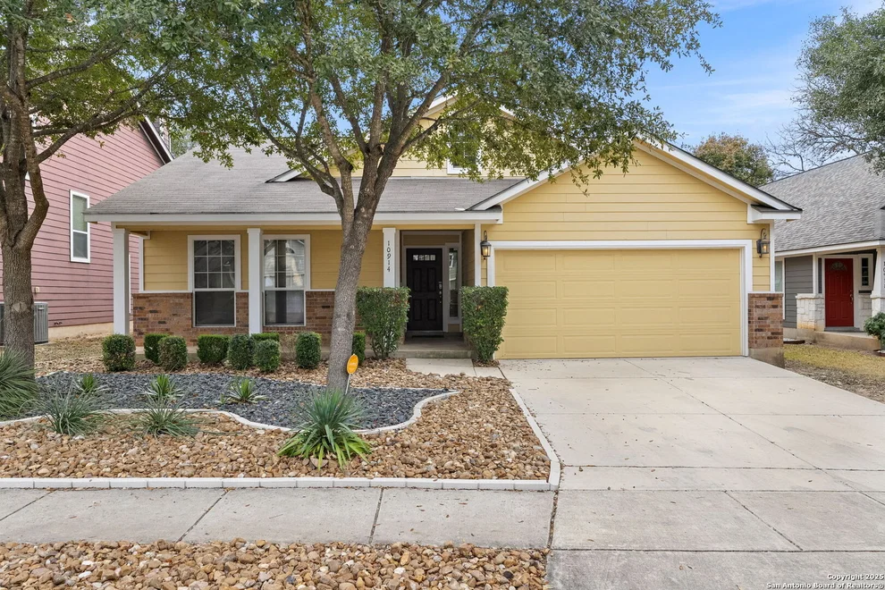 Unit for sale at 10914 Axis Crossing, San Antonio, TX 78245