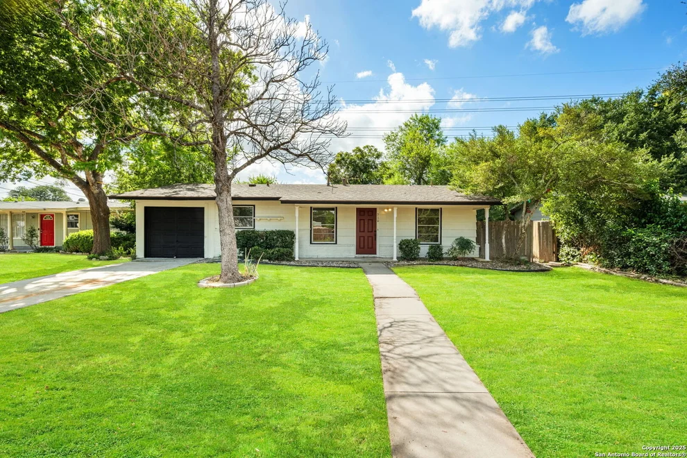 Unit for sale at 310 N Guilford Dr, San Antonio, TX 78217