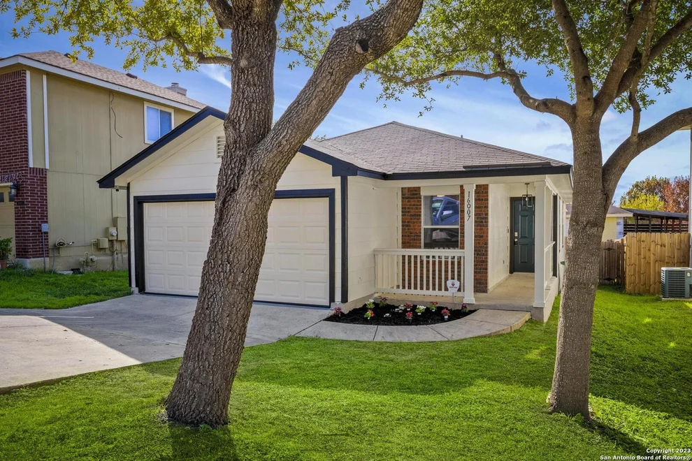 Unit for sale at 16007 DOMINIC PL, San Antonio, TX 78247