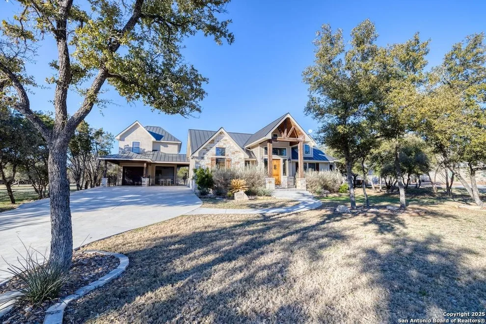 Unit for sale at 1127 Mountain Valley, ConCan, TX 78838