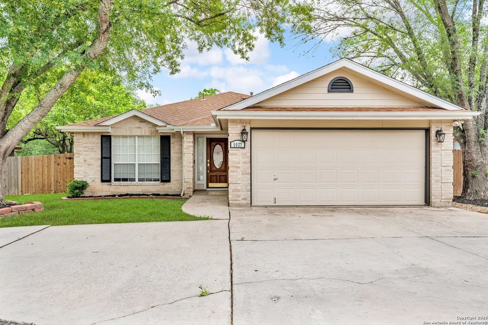 Unit for sale at 5027 Timber Wind, San Antonio, TX 78250