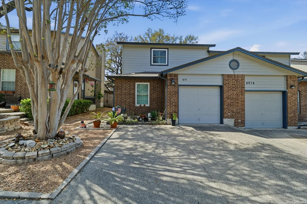 Unit for sale at 6010 Gaelic, San Antonio, TX 78240