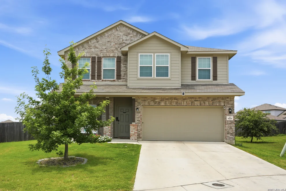 Unit for sale at 9119 Grand Western, Converse, TX 78109