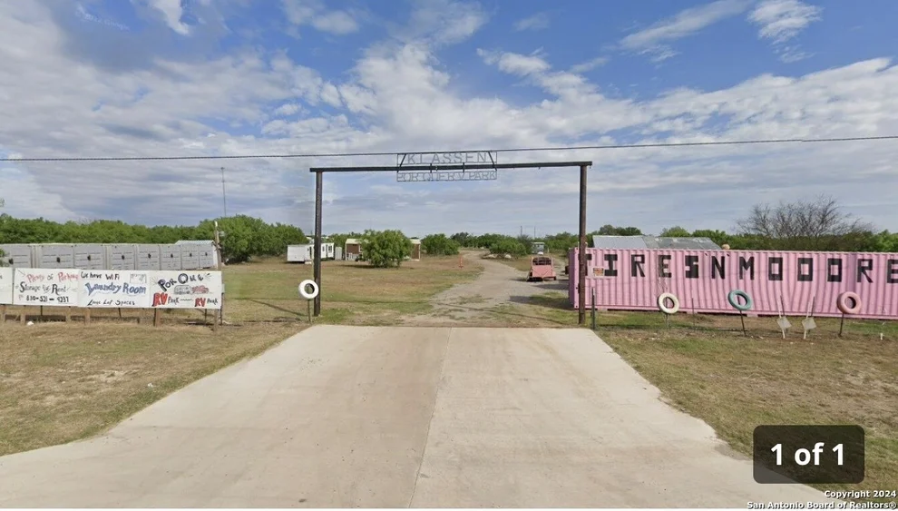 Unit for sale at 12475 N IH 35, Moore, TX 78057