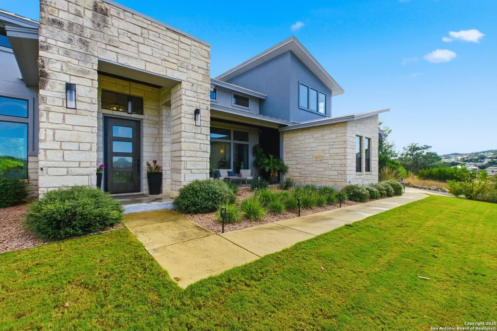 Unit for sale at 10112 Kendall, San Antonio, TX 78255