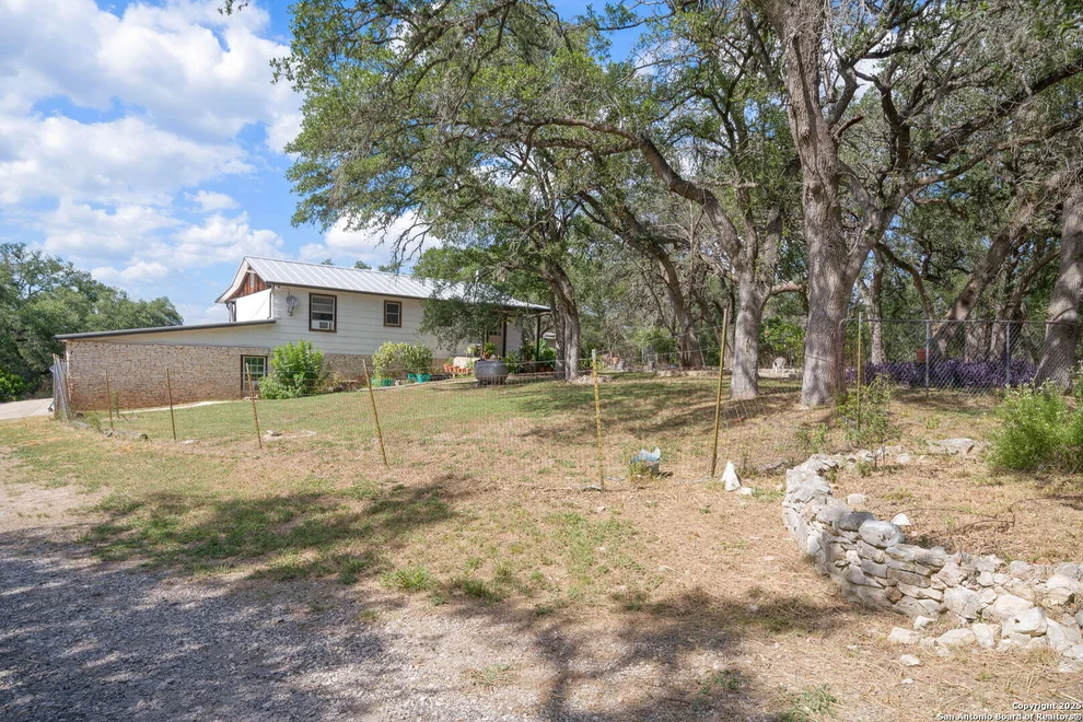 Unit for sale at 1335 Elm Creek, New Braunfels, TX 78132