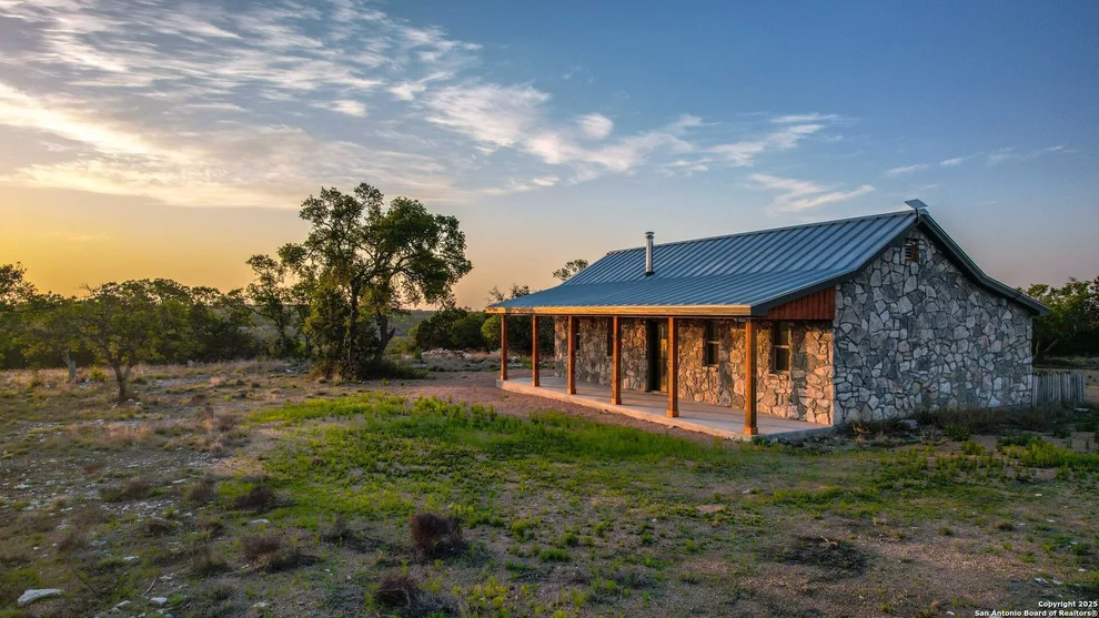 Unit for sale at TBD CR 121, Rocksprings, TX 78880