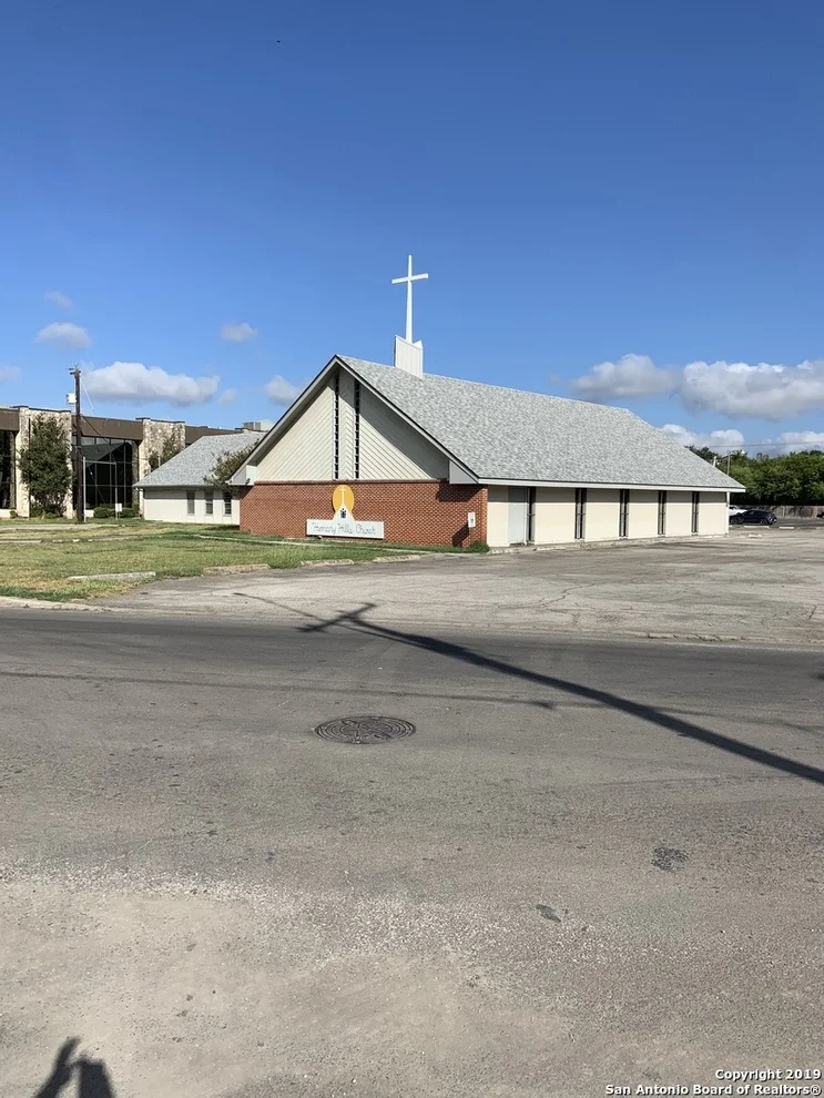 Unit for sale at 707 McCarty Rd, San Antonio, TX 78216