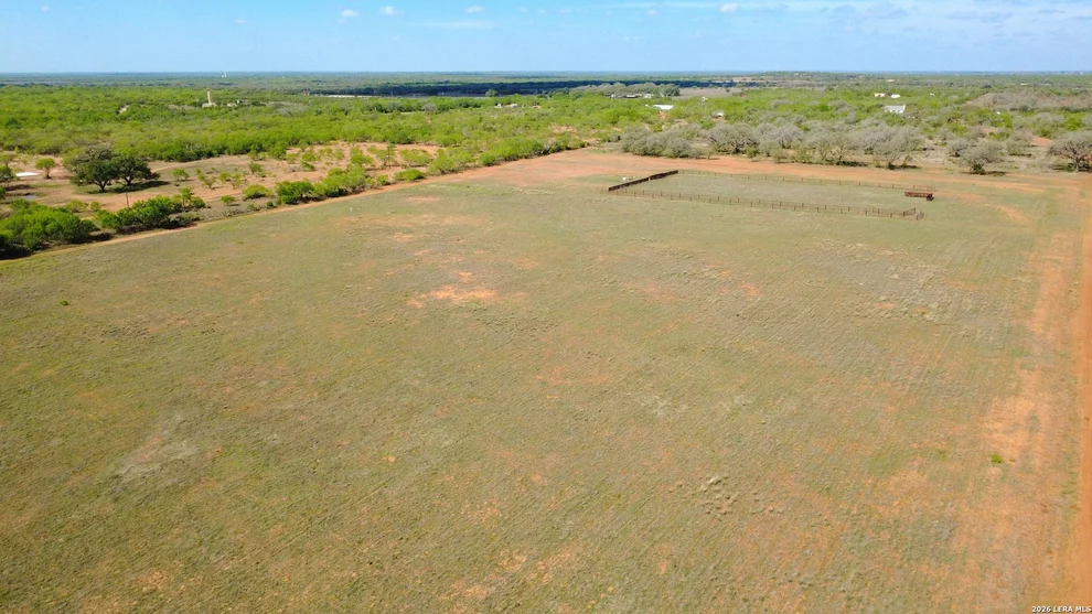 Unit for sale at 3262 Cr 429, Pleasanton, TX 78064