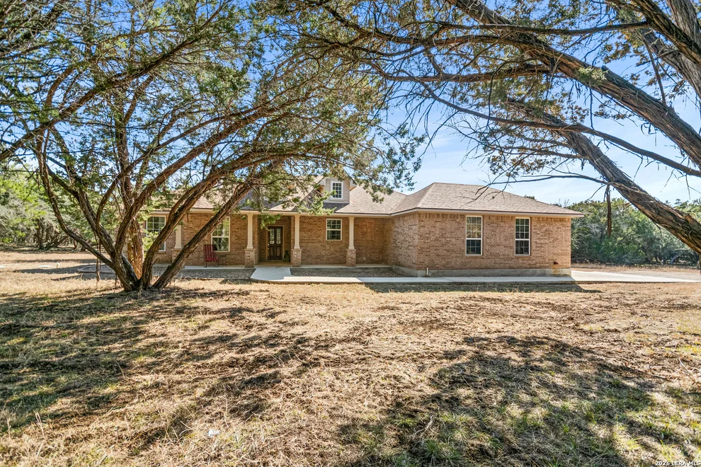 Unit for sale at 489 Lakeside Dr, Lakehills, TX 78063