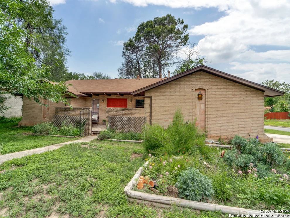 Unit for sale at 6802 S Forest Haven, San Antonio, TX 78240