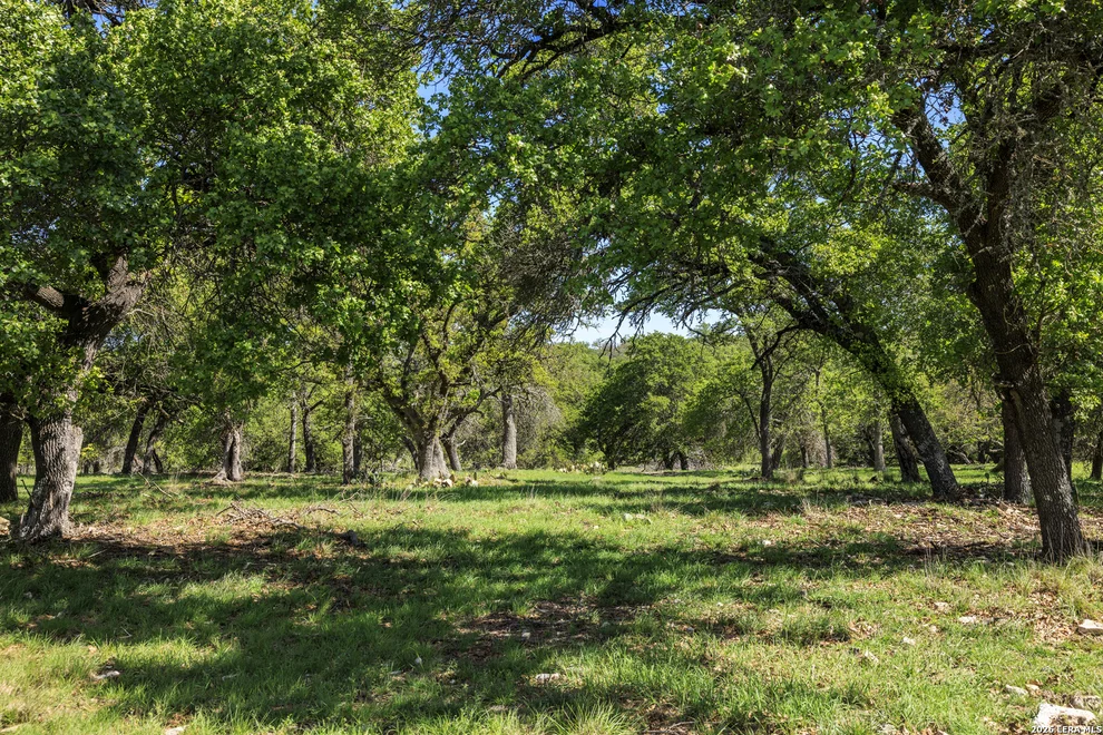 Photo of 283 Dally Road, Fredericksburg, TX 78624