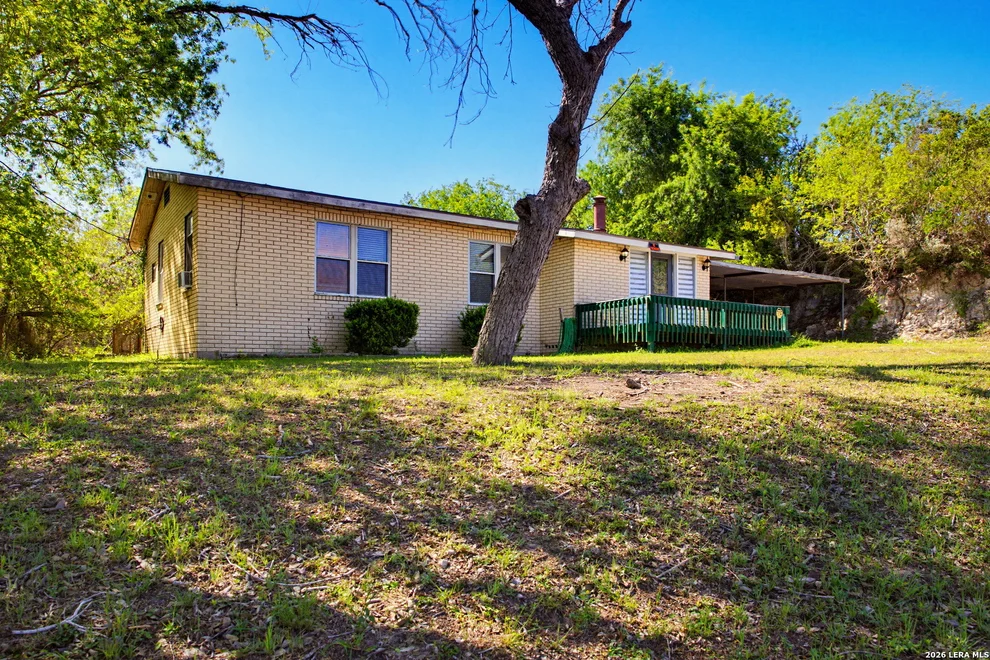 Unit for sale at 617 S. Vista Drive, Sandia, TX 78383