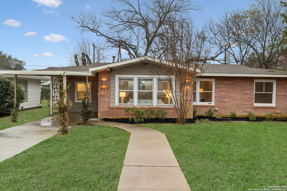 Unit for sale at 307 Ridgehaven Pl, San Antonio, TX 78209