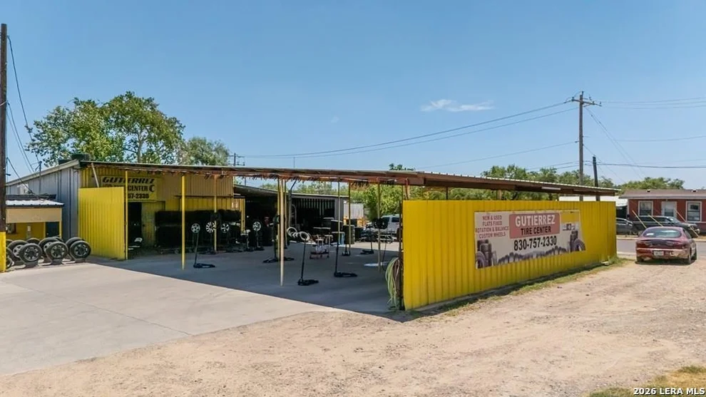 Unit for sale at 2806 Del Rio Hwy, Eagle Pass, TX 78852