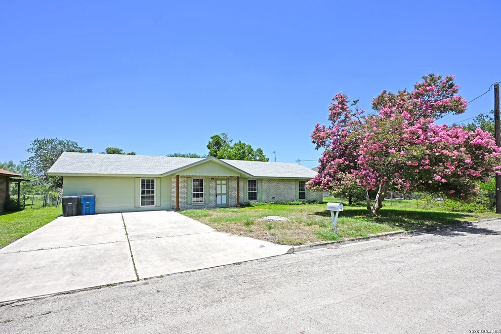 Unit for sale at 830 MCGAR ST, New Braunfels, TX 78130