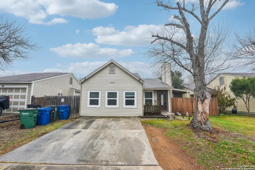 Unit for sale at 6364 VILLAGE CLB, San Antonio, TX 78250