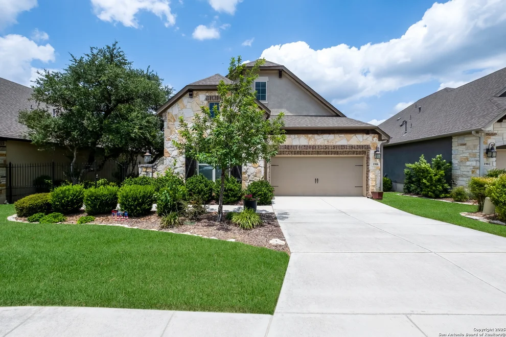 Unit for sale at 1906 Worsham, San Antonio, TX 78260
