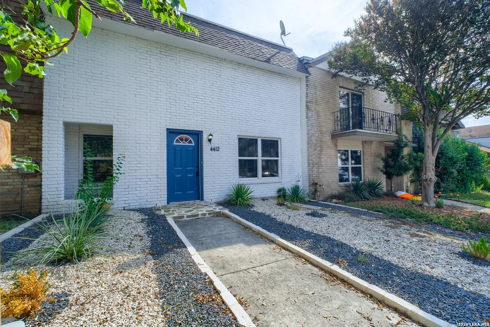Unit for sale at 4412 Shakertown, San Antonio, TX 78238