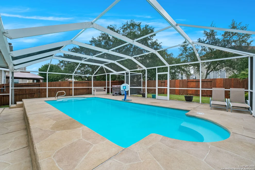 Unit for sale at 818 Maltese Gdn, San Antonio, TX 78260