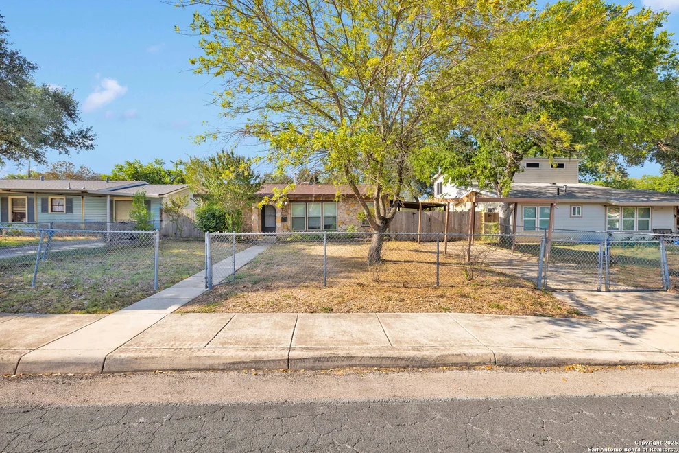 Unit for sale at 254 Banbridge Ave., San Antonio, TX 78223