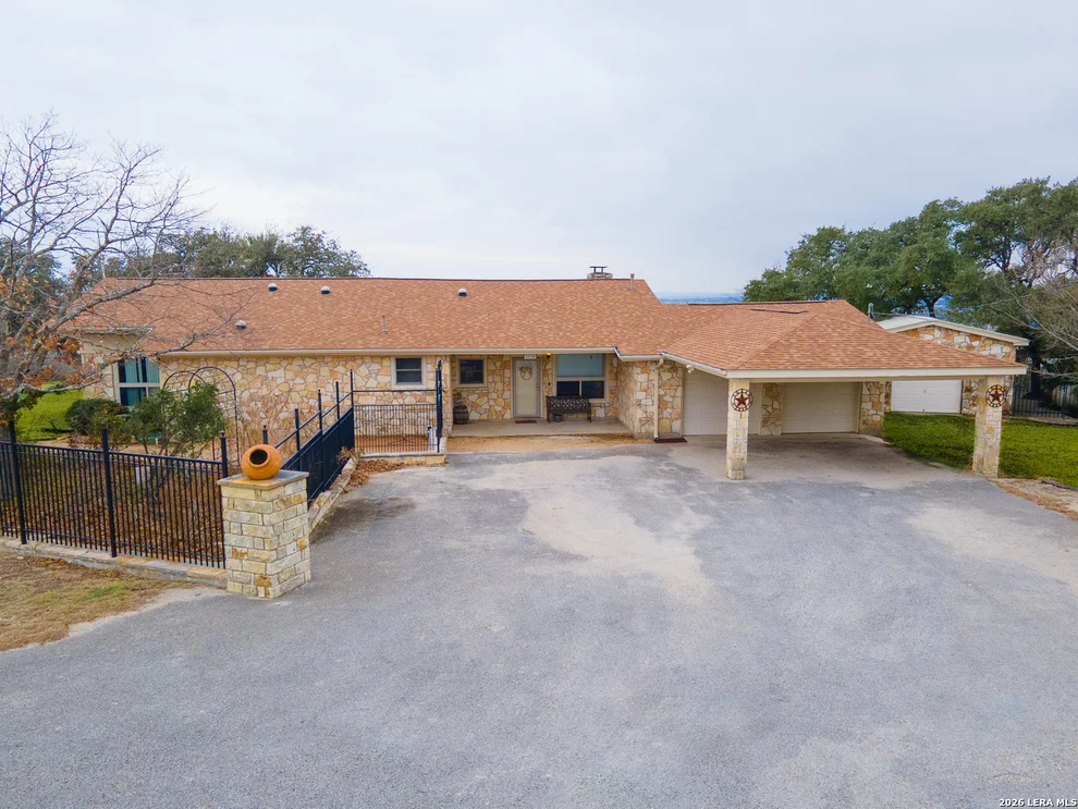 Unit for sale at 1130 Crossbow, Canyon Lake, TX 78133