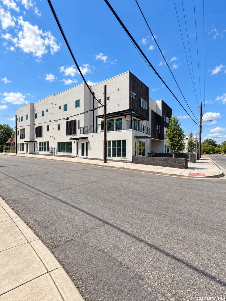 Unit for sale at 2619 S Flores St, San Antonio, TX 78204