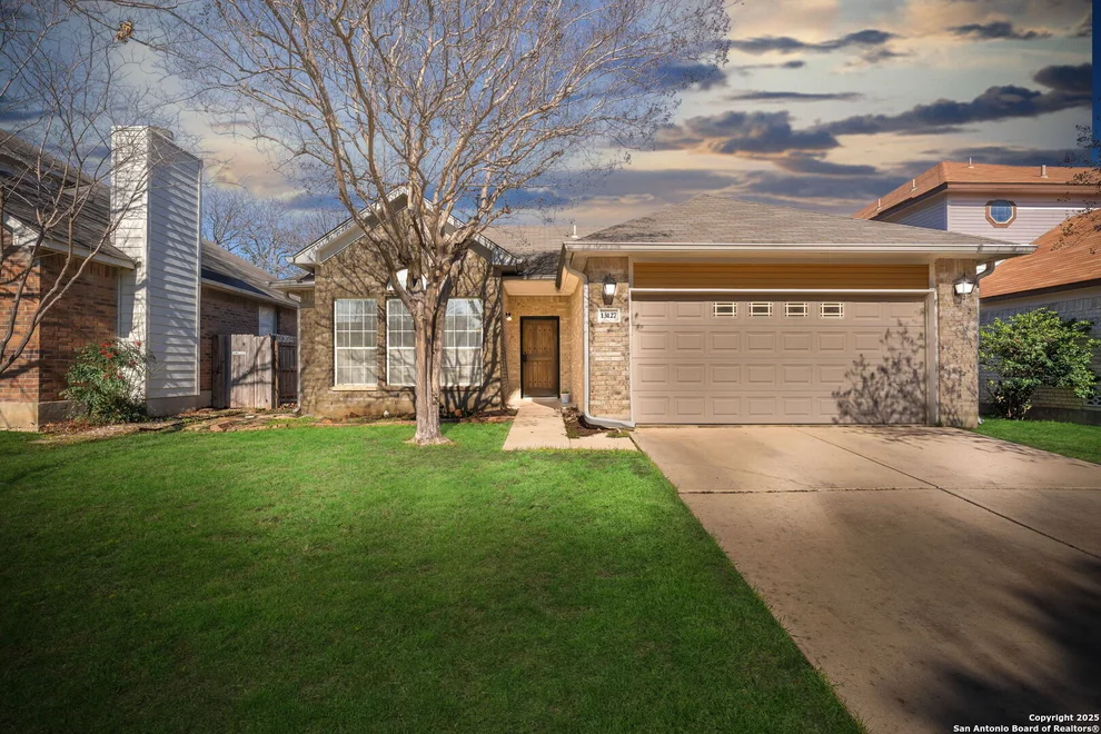 Unit for sale at 13127 Burgundy, San Antonio, TX 78217