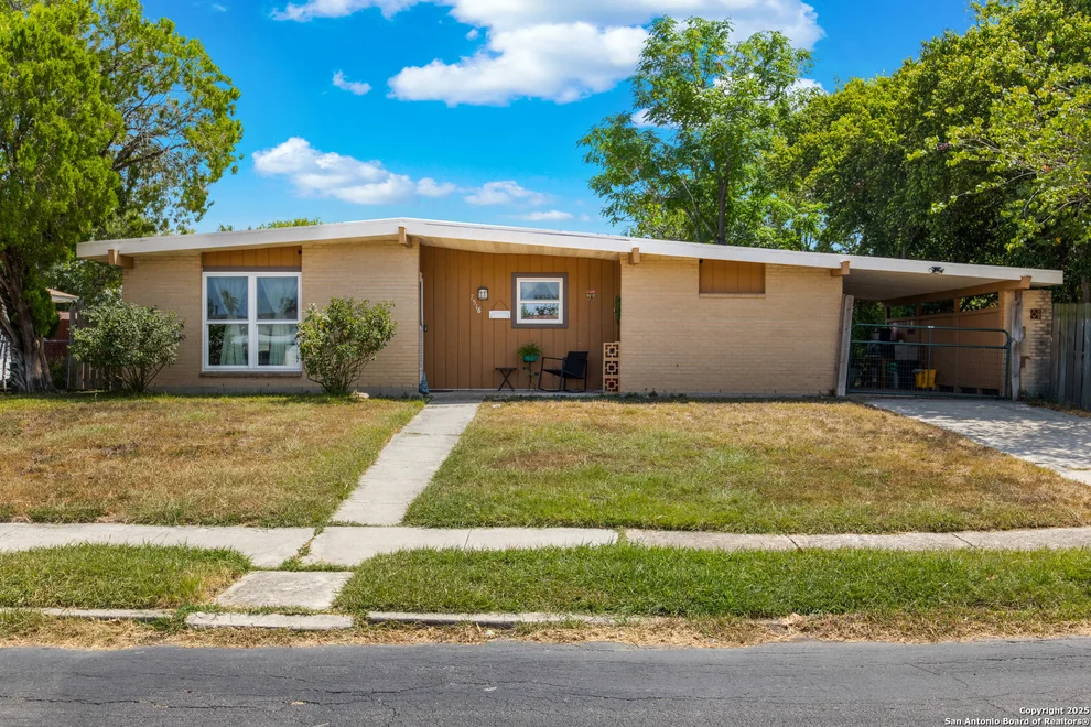 Unit for sale at 7518 Buckskin, San Antonio, TX 78227