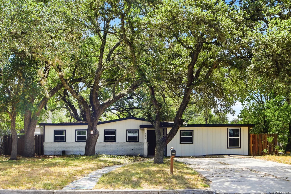 Unit for sale at 202 Brettonwood, San Antonio, TX 78218