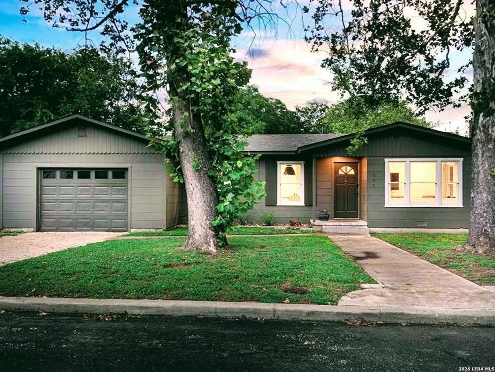 Unit for sale at 511 Olive St, Fredericksburg, TX 78624