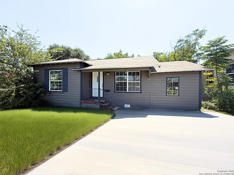 Unit for sale at 2234 Hays, San Antonio, TX 78202