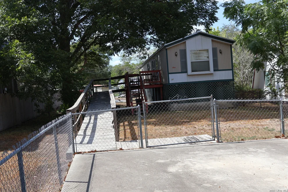 Unit for sale at 341 Meadow Lake, Seguin, TX 78155