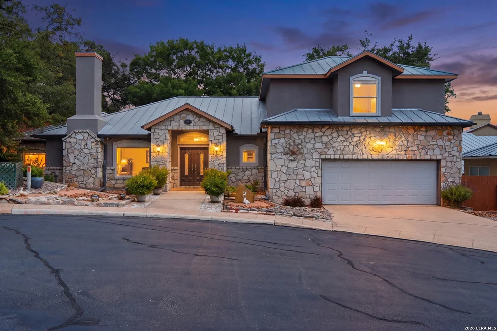 Unit for sale at 8 Donore Cir, San Antonio, TX 78229