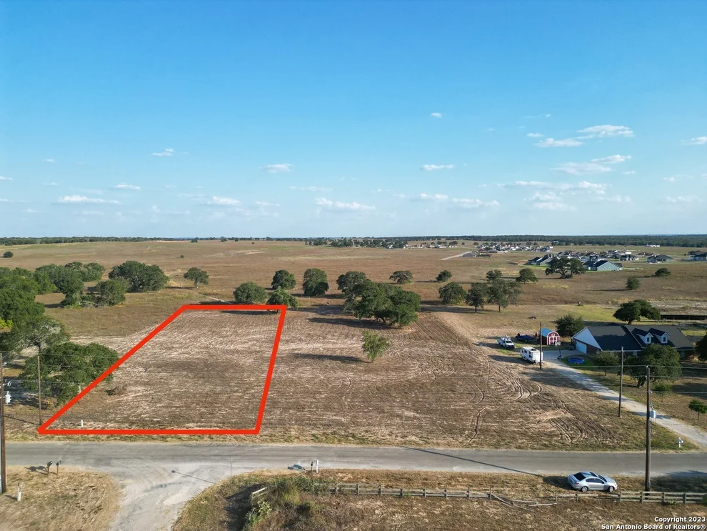 Unit for sale at 732 Lake Valley Dr, La Vernia, TX 78121