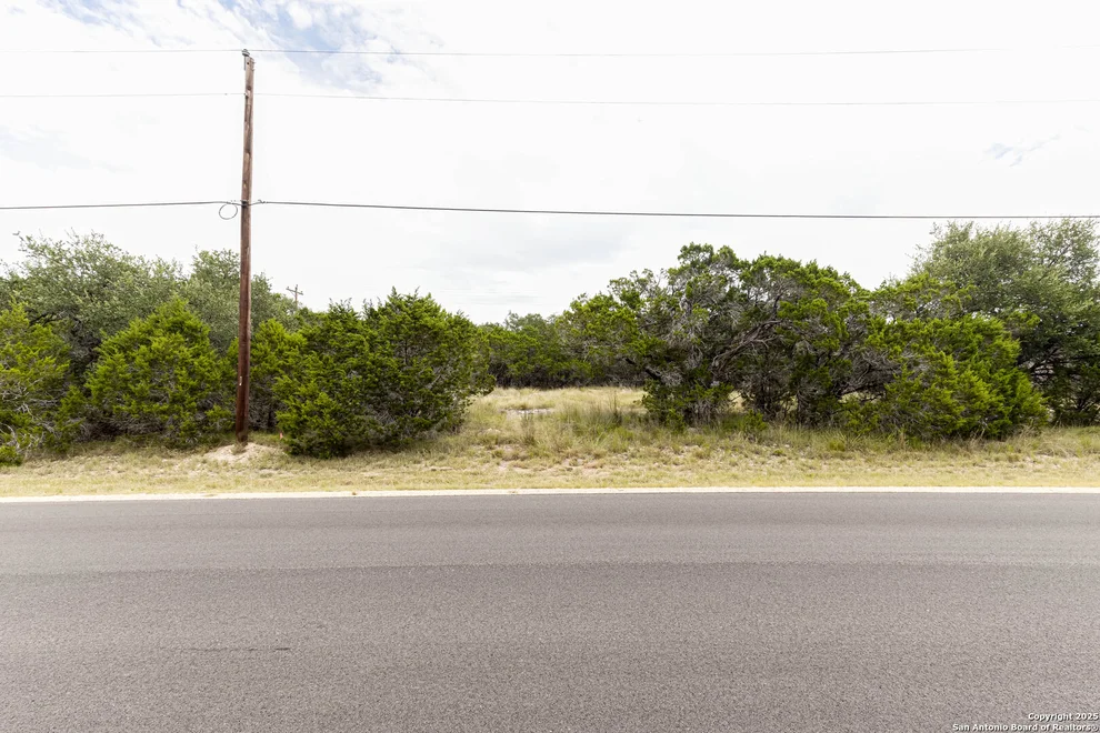 Unit for sale at 1344 Bellewood, Canyon Lake, TX 78133