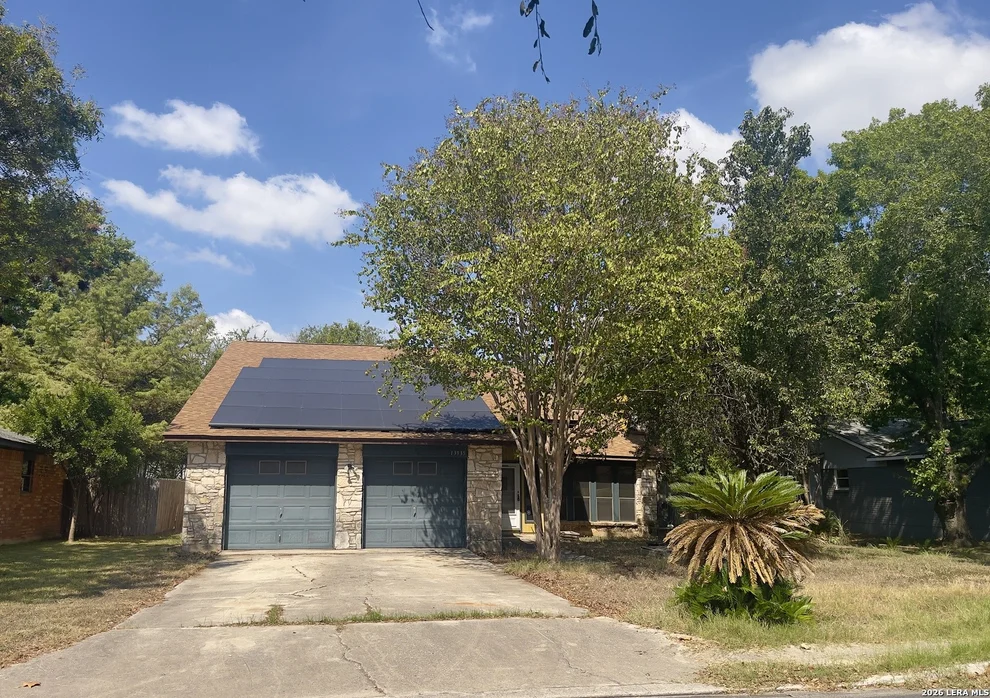 Unit for sale at 13935 Little Leaf Dr., San Antonio, TX 78247
