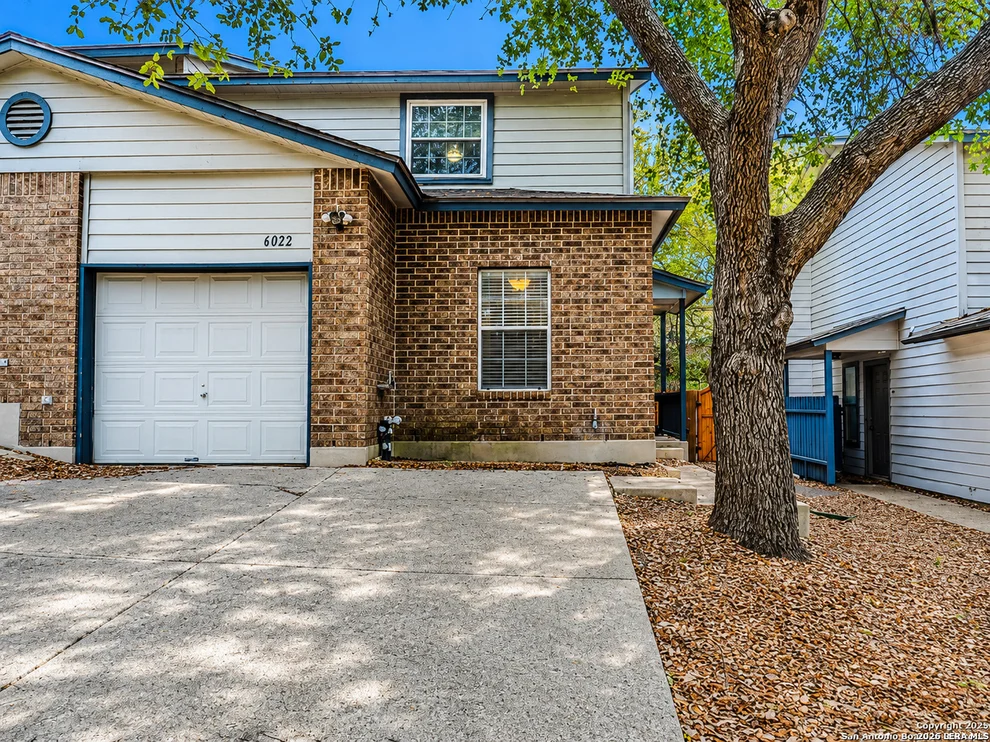 Unit for sale at 6022 Celtic, San Antonio, TX 78240