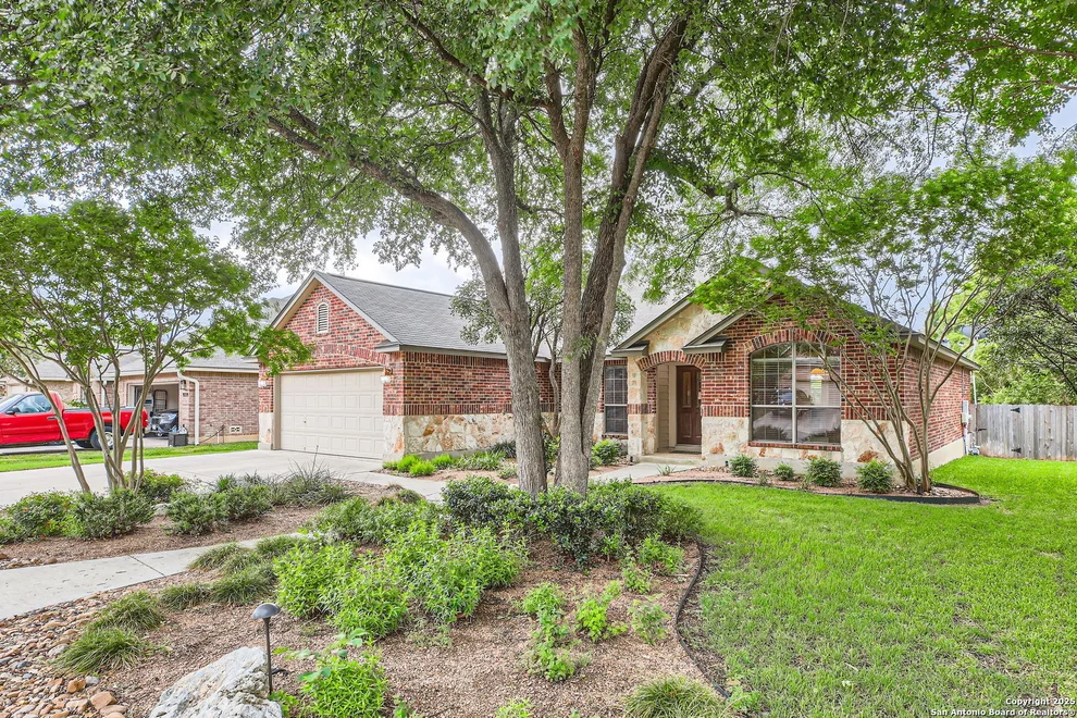 Unit for sale at 9232 Larsons Ln, Helotes, TX 78023
