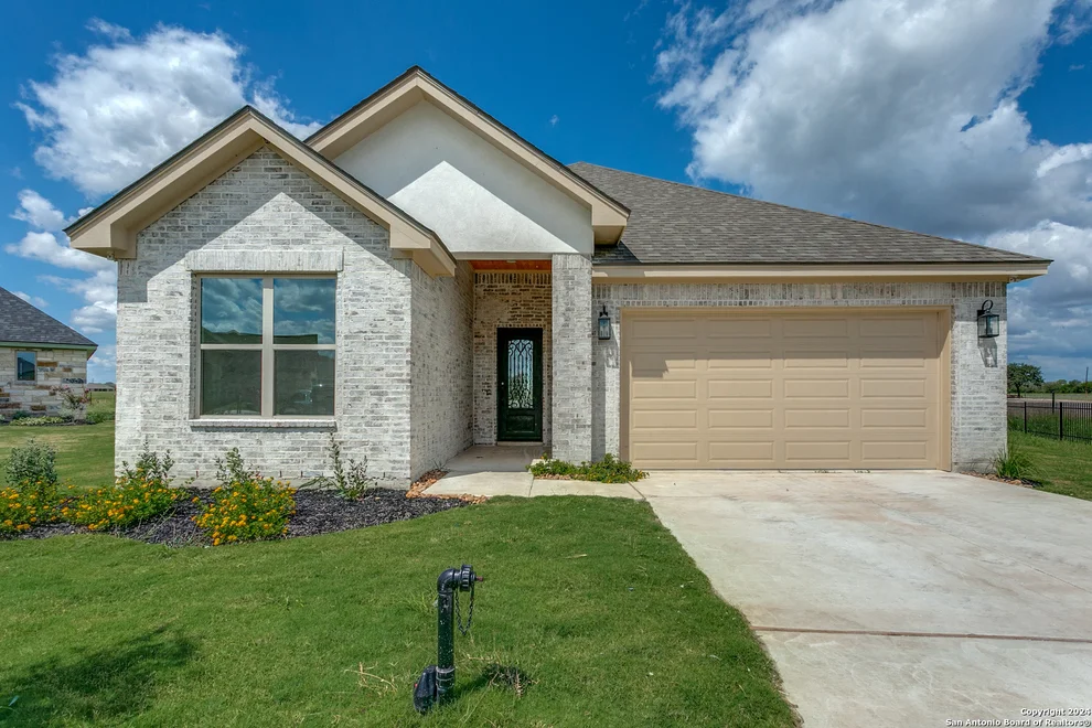 Unit for sale at 141 John T Court, Castroville, TX 78009