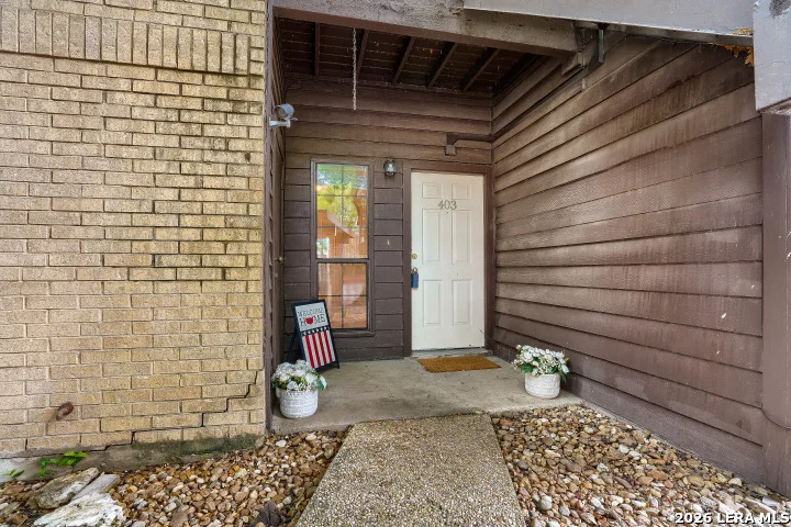 Unit for sale at 8655 Datapoint, San Antonio, TX 78229