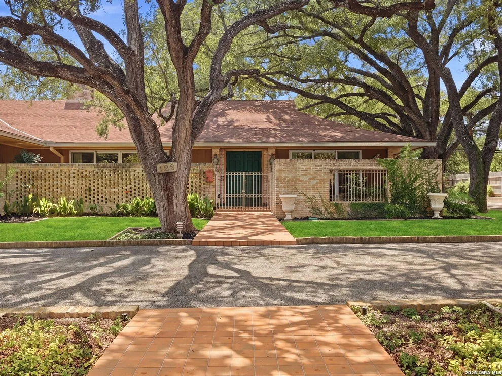 Unit for sale at 122 LABURNUM DR, San Antonio, TX 78209