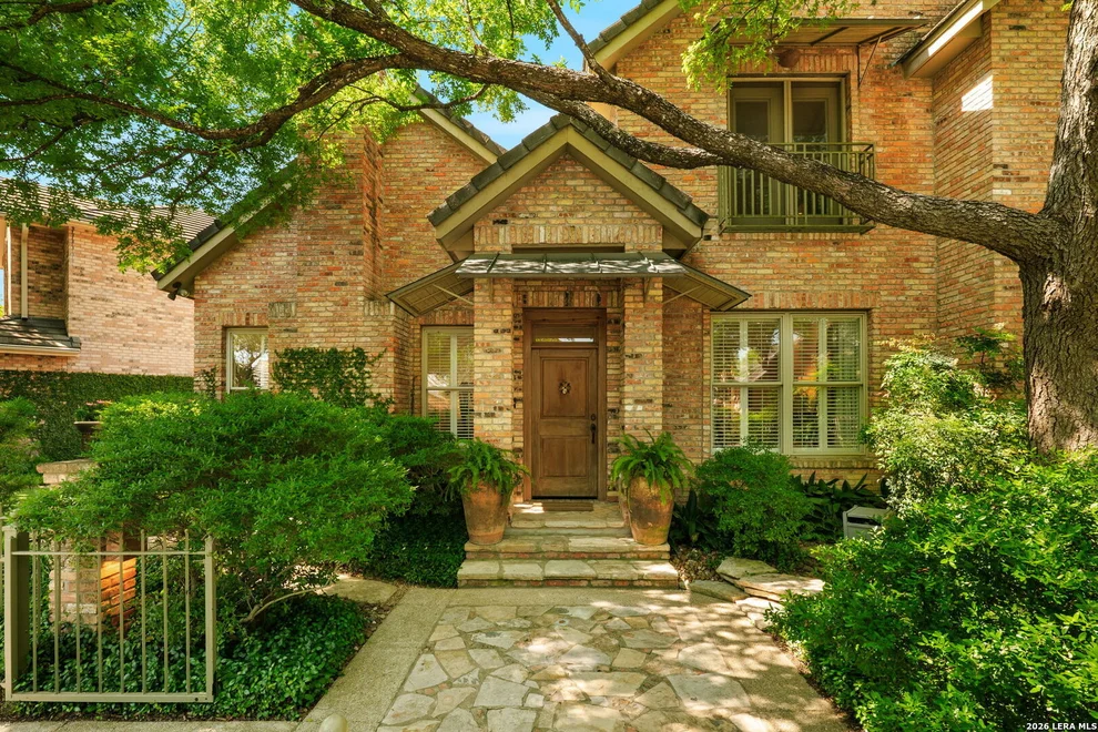 Unit for sale at 114 Haverhill Way, San Antonio, TX 78209