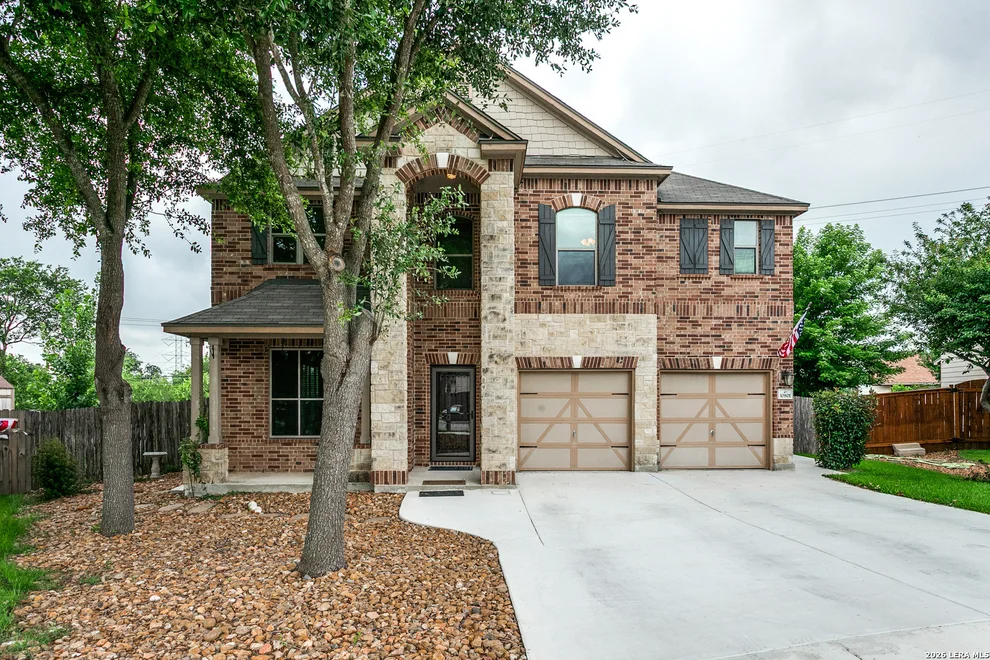 Unit for sale at 10801 FOX CRST, Live Oak, TX 78233