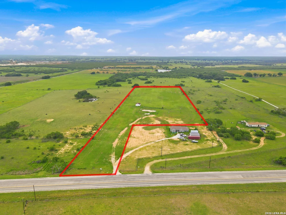 Unit for sale at 4488 STATE HIGHWAY 97 W, Floresville, TX 78114