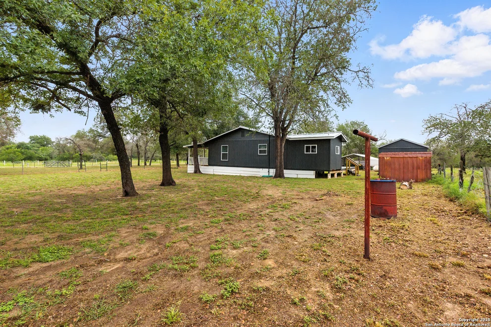 Unit for sale at 125 County Road 6814, Natalia, TX 78059